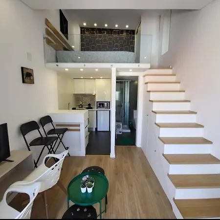 Estudio Mobilado Com Cozinha Na Daire *
